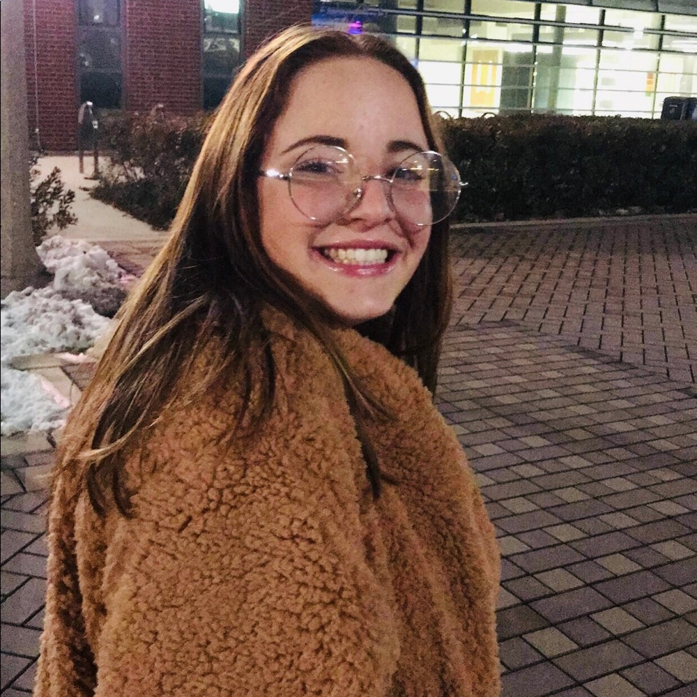 Meet your Posher, Fiona